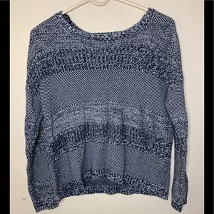 Olive and oak sweater size meduim